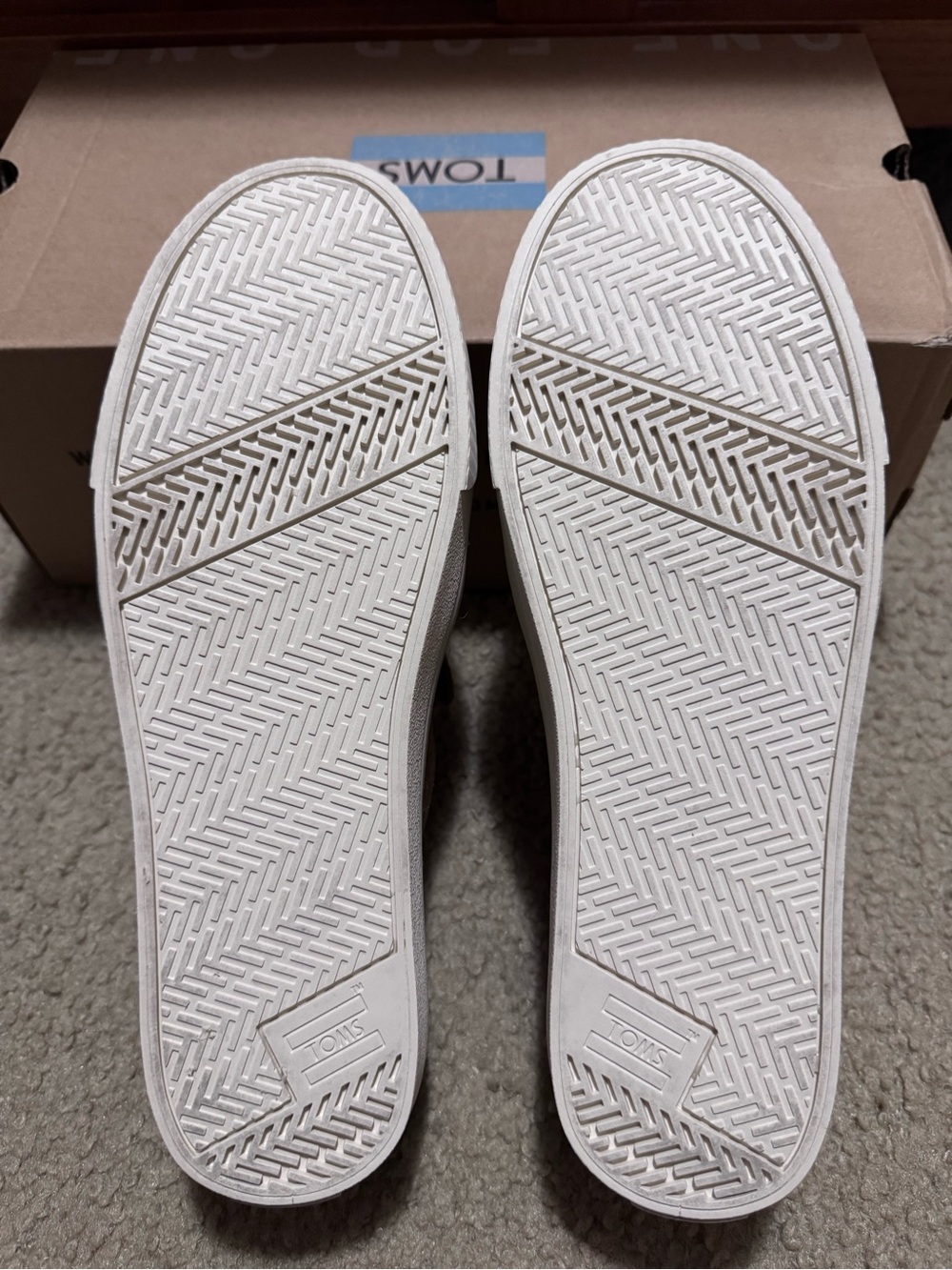 New TOMS Women’s Sunset Toffee Suede/Rope Slip-On Shoes Size 9 - Picture 7 of 7